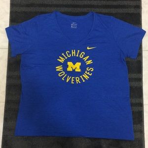 XXL Nike Dri-Fit Michigan Wolverines T-Shirt